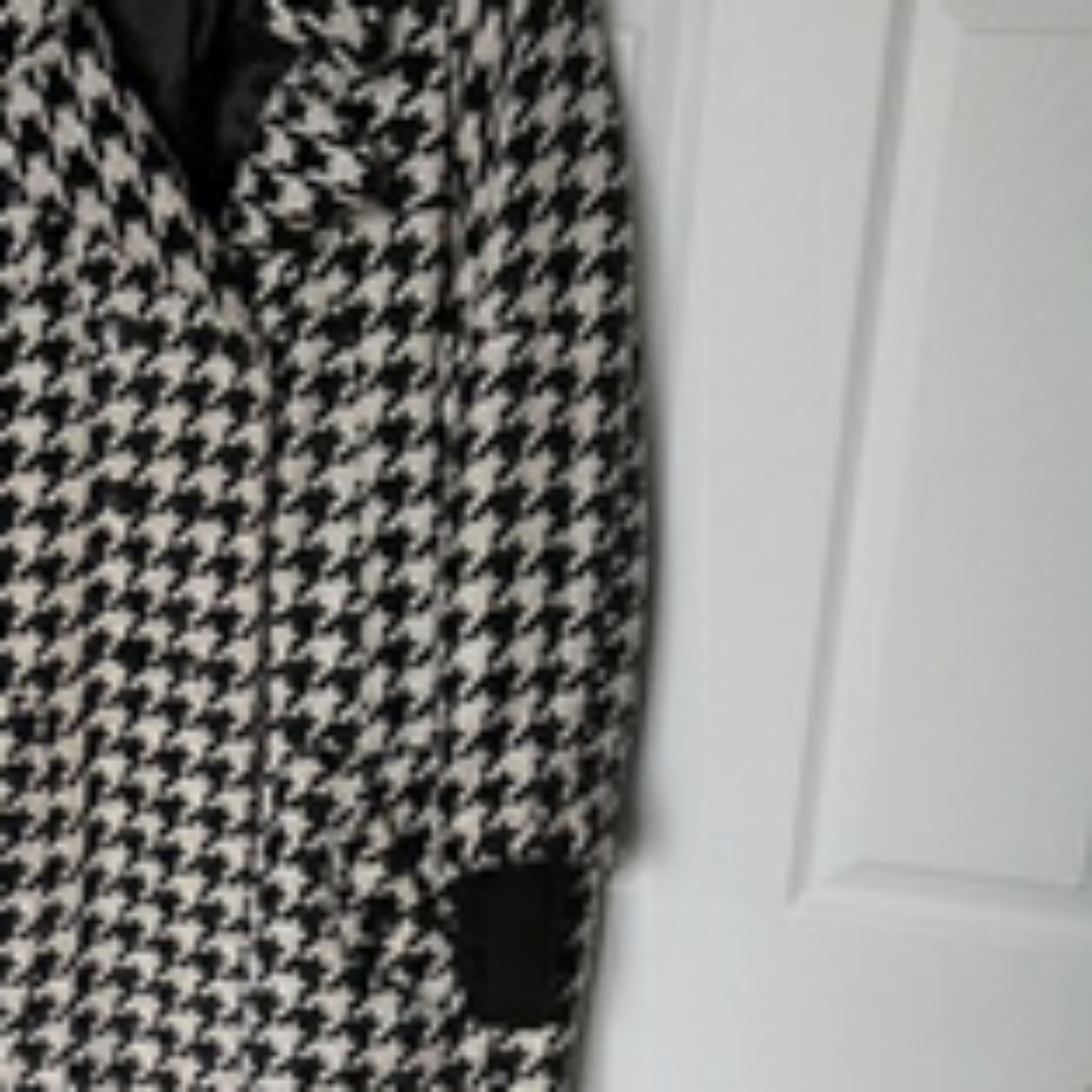 Coat - Picture 3 of 3